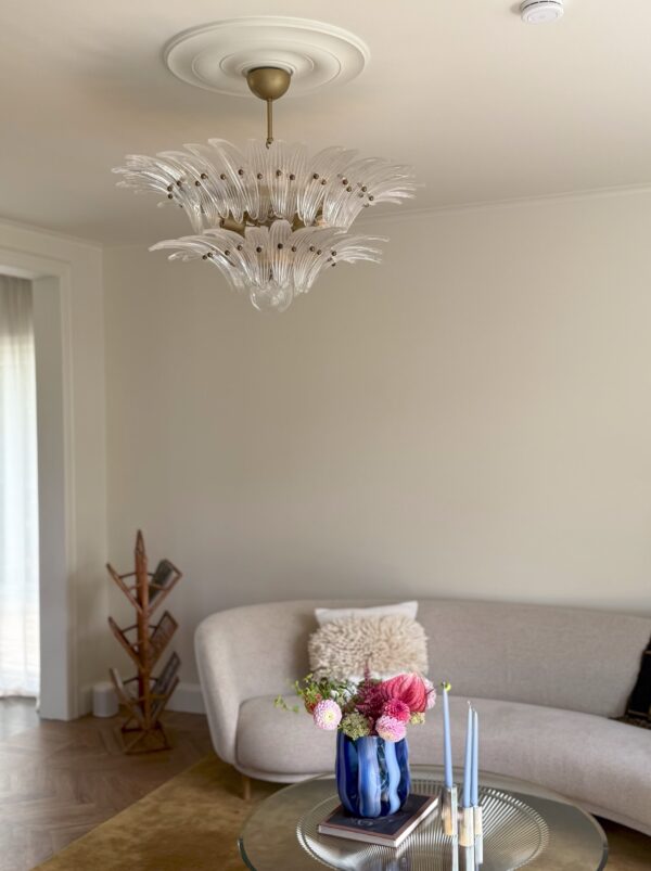 Paloma Murano chandelier with 58 feather-shaped prisms