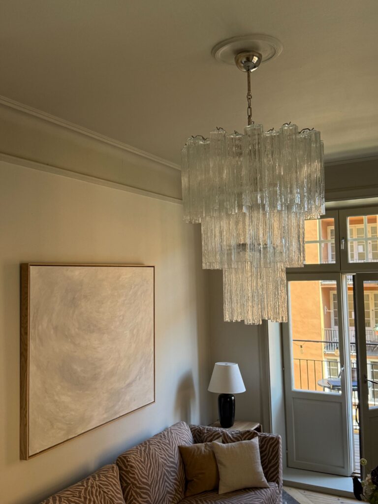Tubular Murano chandelier with cylindrical glass prisms