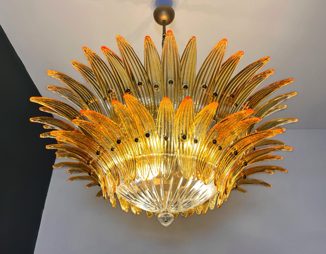 Handblown Murano glass — Palmette Amber