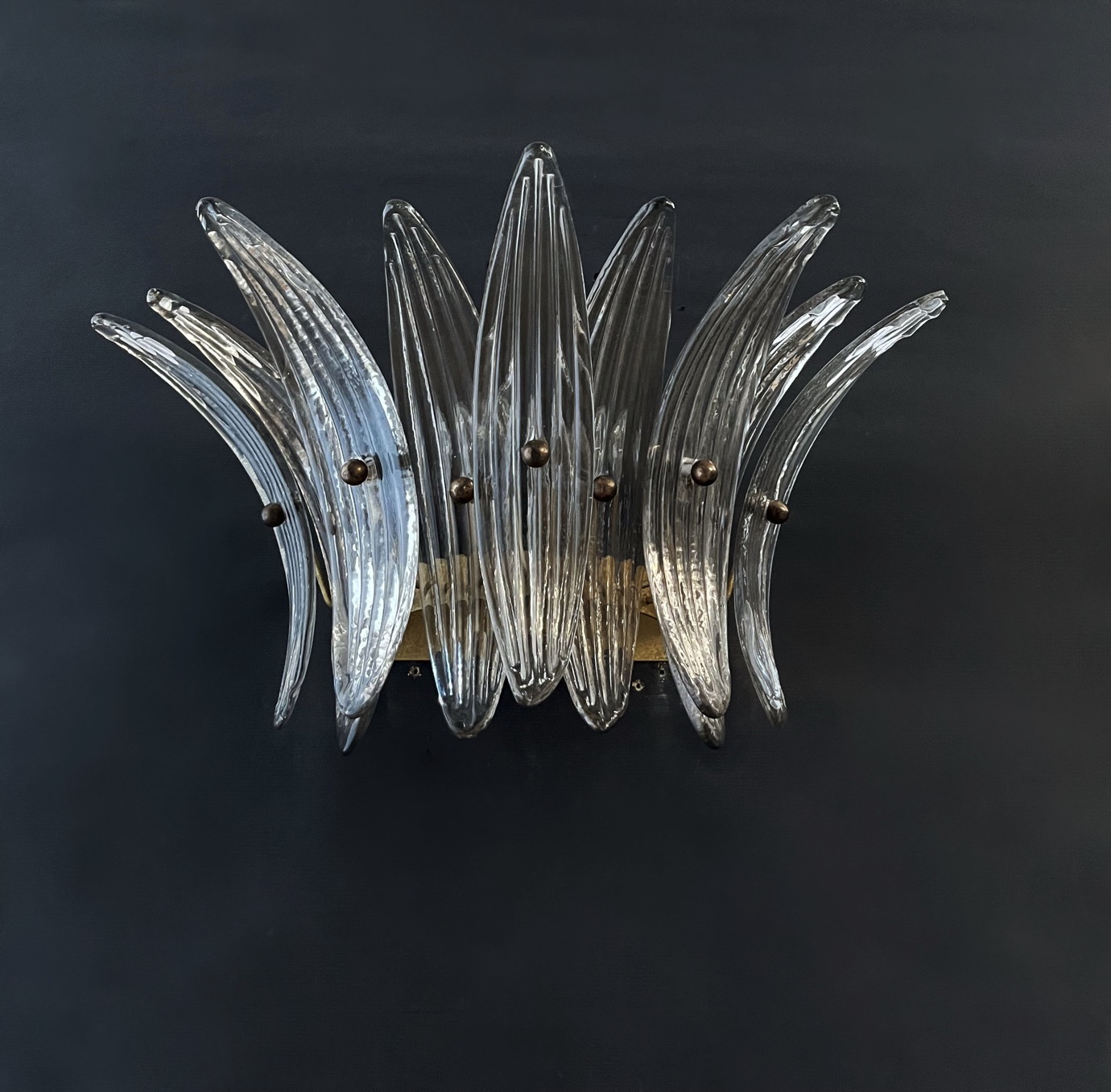Handblown Murano glass — Palmette Smoked