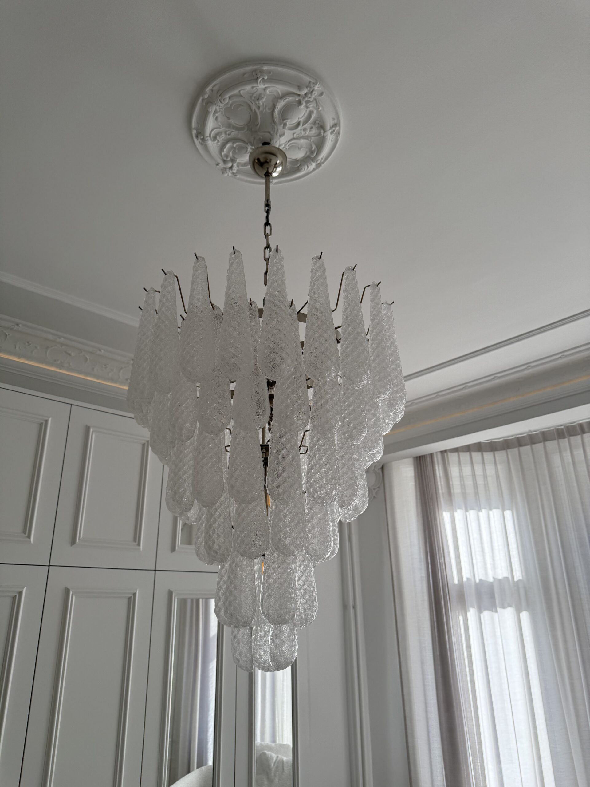 Transparent Murano Drops Chandelier – 75 Glass Drops — additional view 2