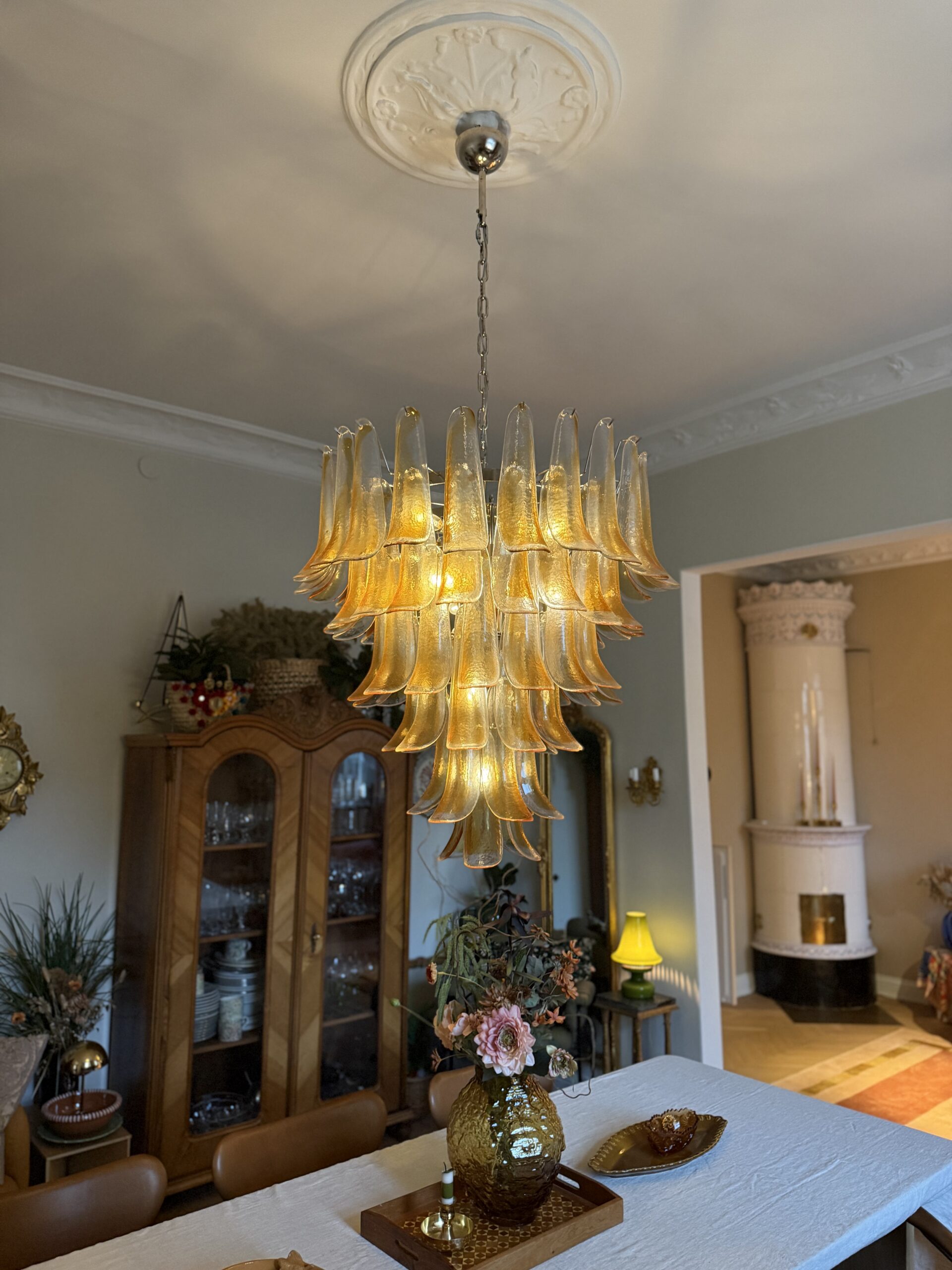 Caramel Murano Petal Chandelier – 75 Glass Petals — additional view 4