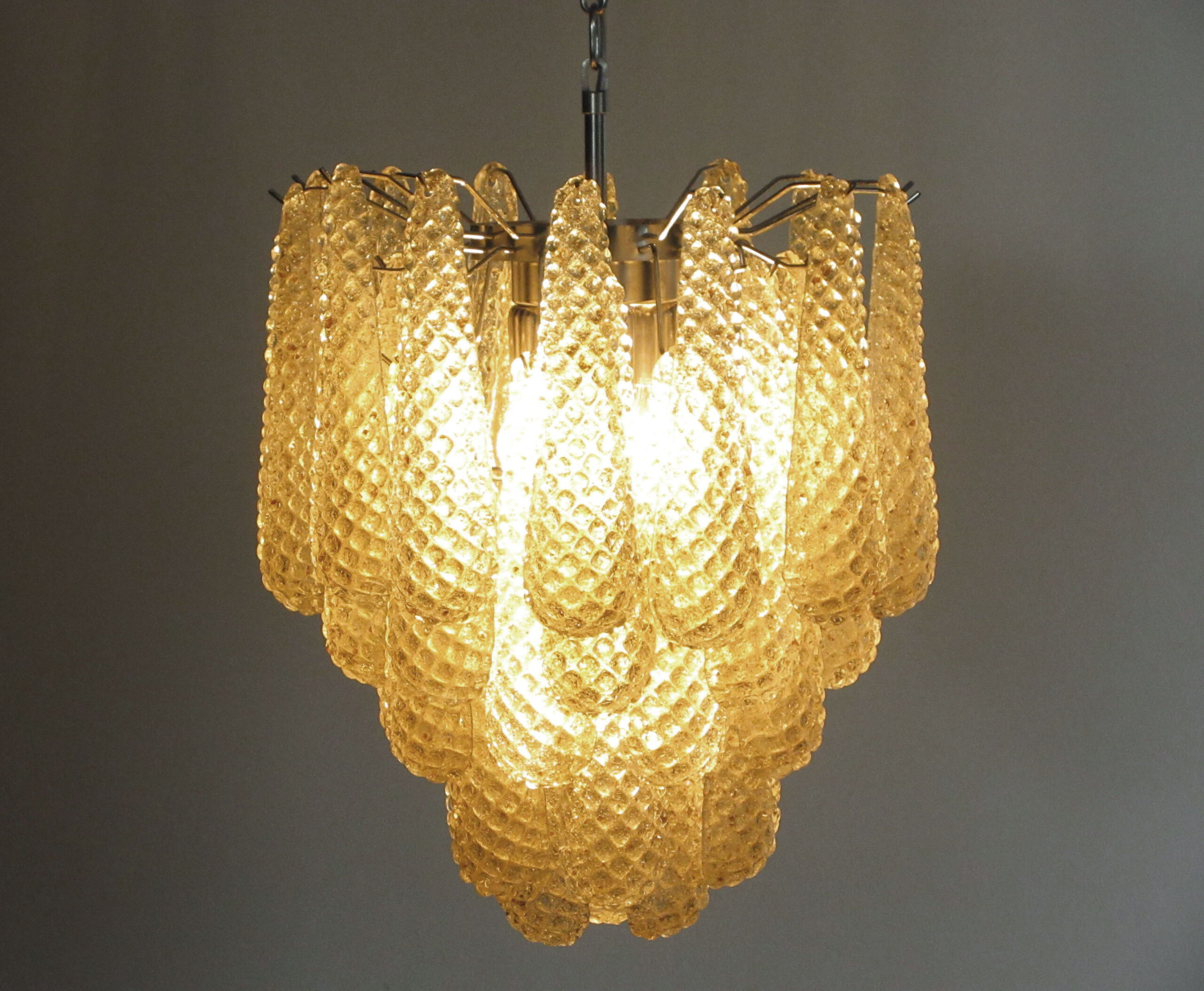 Amber Murano Drops Chandelier – 41 Glass Drops