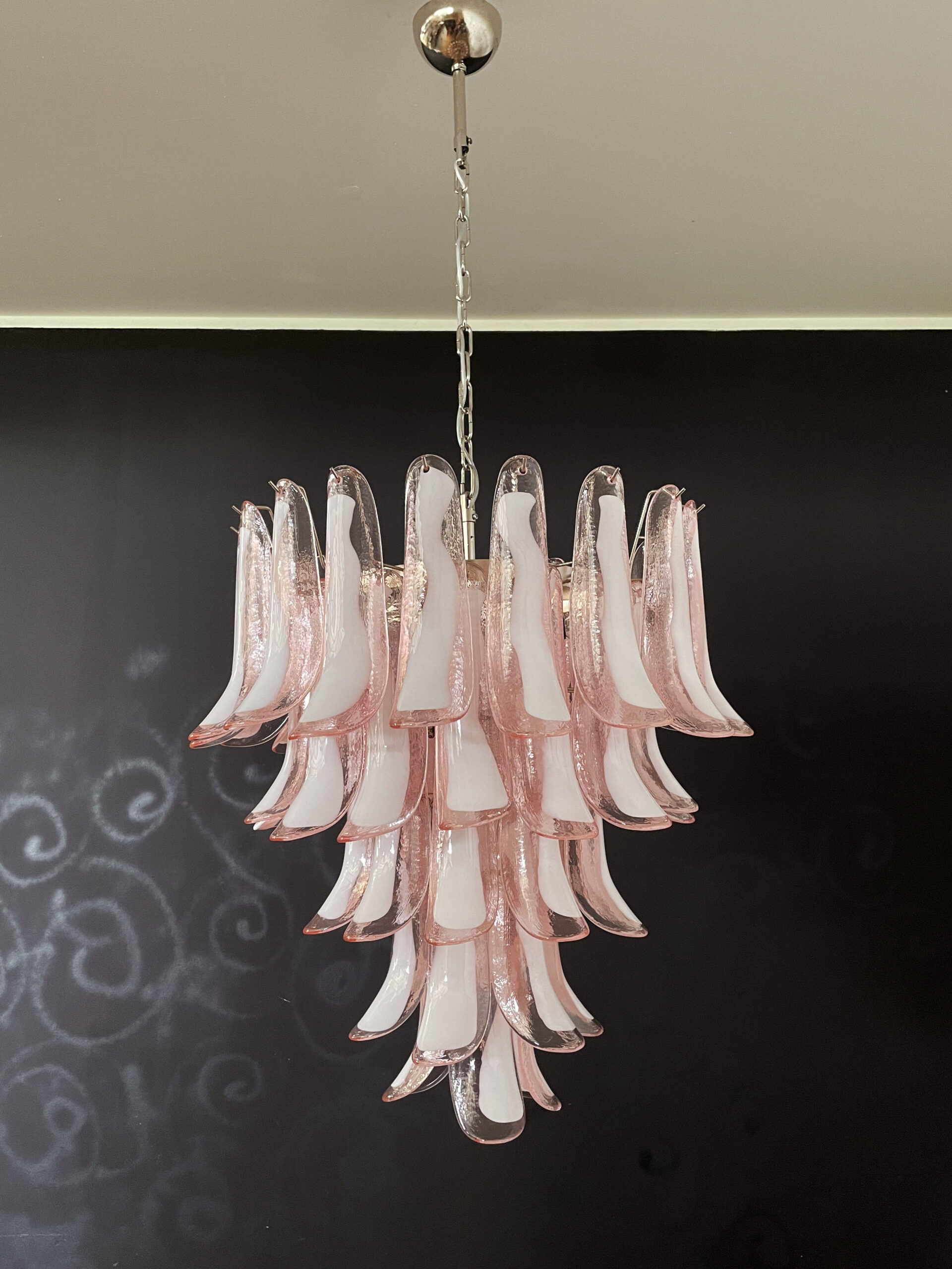 Handblown Murano glass — Petal Pink
