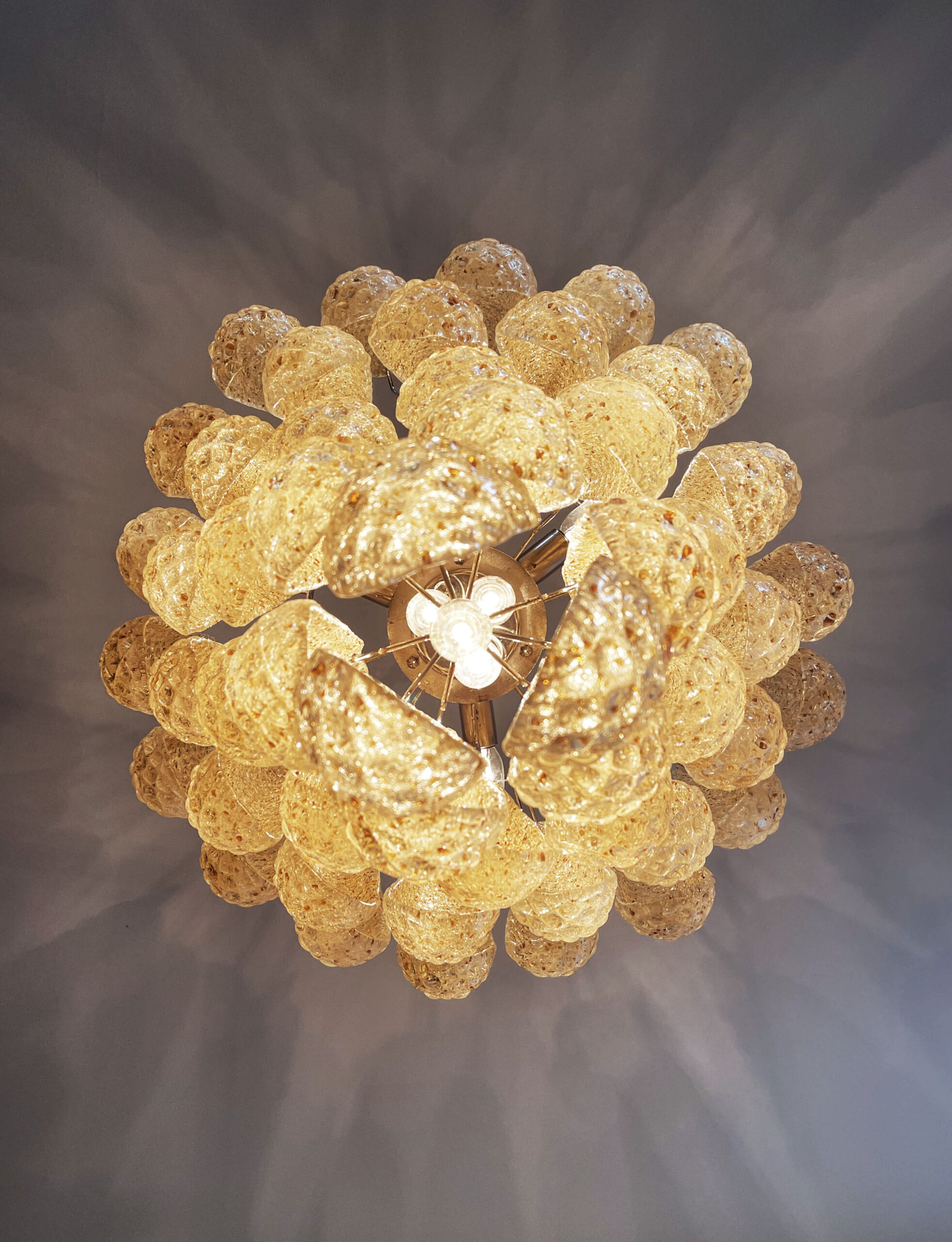 Amber Murano Drops Chandelier – 52 Glass Drops