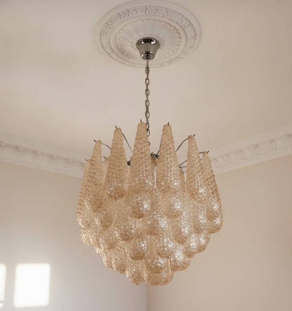 Handblown Murano Drops Chandelier – 41 Glass Drops in beige glass
