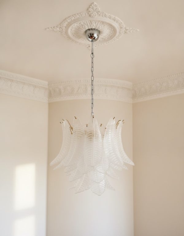 Handblown Murano Felci Chandelier – 36 Felci Glass under an ornate ceiling rose