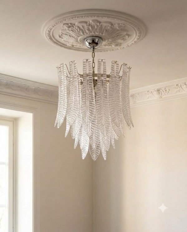Handblown Murano Felci Chandelier – 52 Felci Glass under an ornate ceiling rose