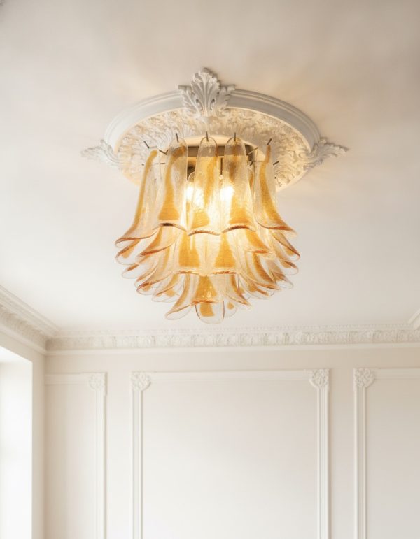 Murano Petal Chandelier – 32 Glass Petals