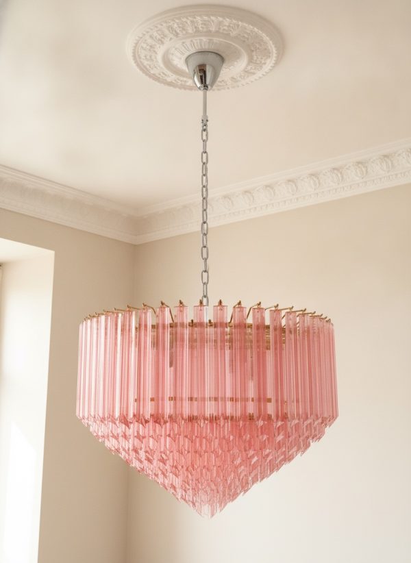 Handblown Murano Quadriedri Chandelier – 265 Quadriedri Glass under an ornate ceiling rose