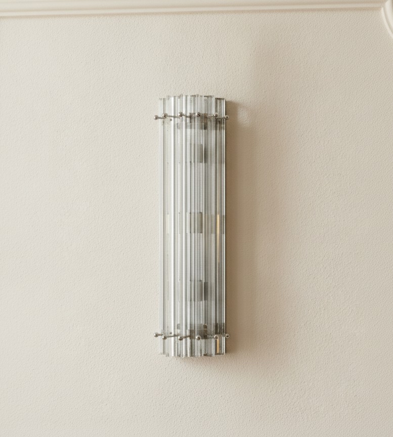 Handblown Murano Triedri Wall Sconce – Set of 2 — single sconce on the wall