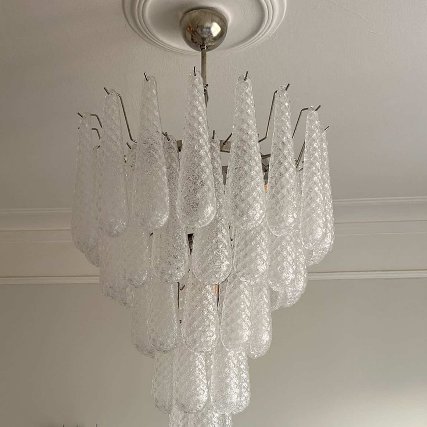 Transparent Murano Drop Chandelier – 52 Glass Drops — handblown Murano glass, made in Italy